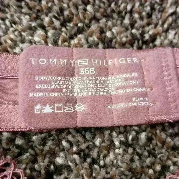 NWT TOMMY HILFIGER Lace Butterly Pink bra (#256) - Picture 2 of 4